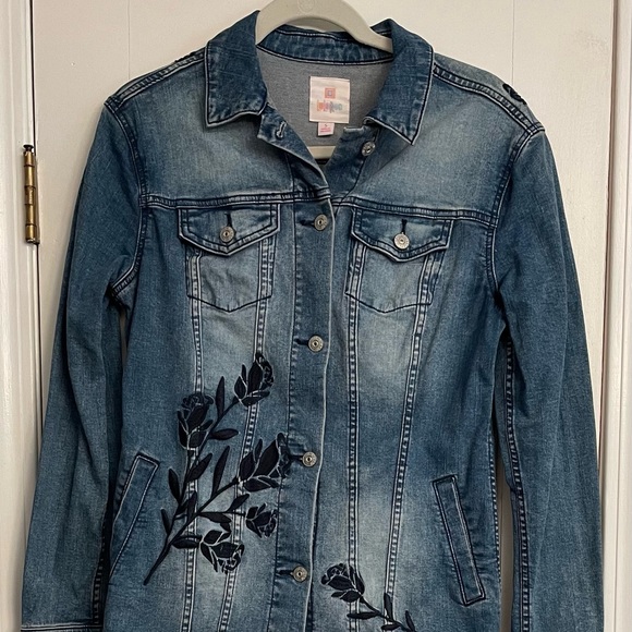 LuLaRoe Jackets & Blazers - Small NWOT LuLaRoe Jaxon Denim Jacket - Fits Sizes 6 to 8